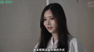AV解说【无码·乱伦】从后插入后妈穴，问妈爸也这样吗 他一边后入她，一边问后妈，自己的爸爸有没有这样操过她......