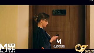 麻豆传媒 VNS006 空姐的婆家人